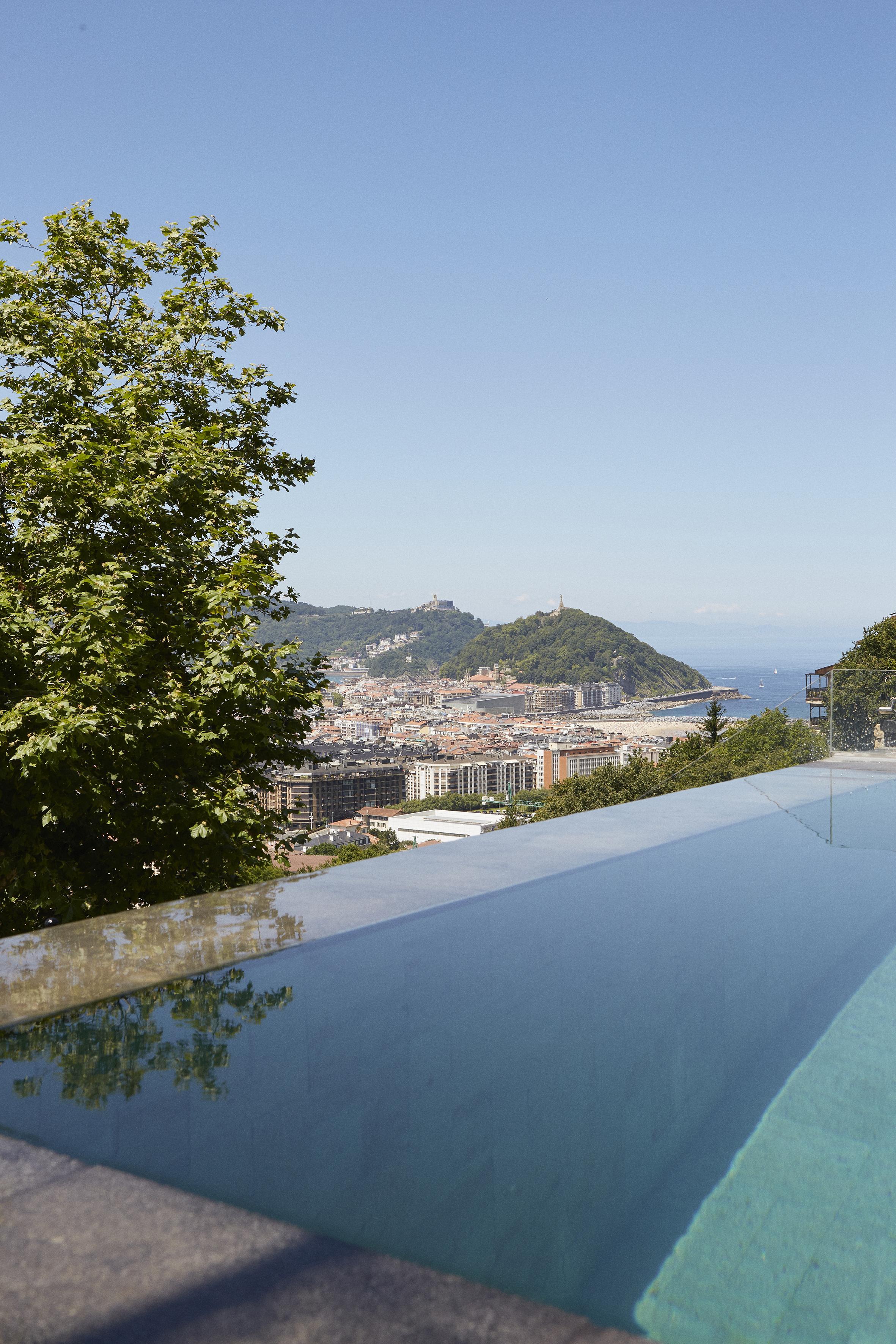 Boutique Hotel Mendi Argia San Sebastian Exterior photo