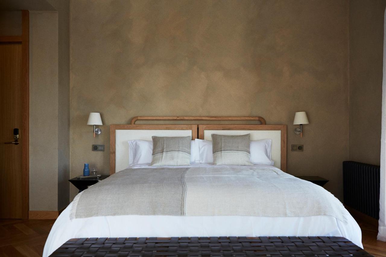 Boutique Hotel Mendi Argia San Sebastian Exterior photo